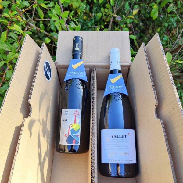 Box de vin Vinomusic "Rayonnant". Contenant un Anjou rouge et un Muscadet Vallet.
